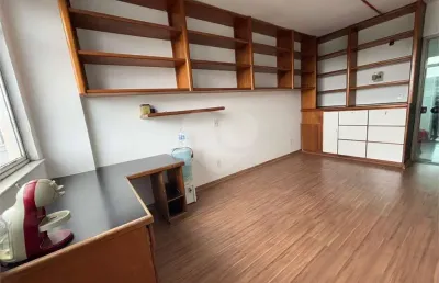 Sala comercial para alugar na Rua Doutor Alfredo Backer, Mutondo, São Gonçalo