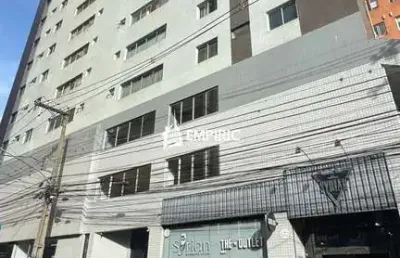 Apartamento com 4 quartos para alugar na Rua Doutor Colares, 573, Centro, Ponta Grossa