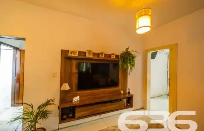 Casa com 4 quartos à venda na Rua Papa João XXIII, 168, Iririú, Joinville