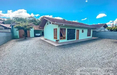 Casa com 4 quartos à venda na Rua Quinze de Novembro, 138, Vila Nova, Joinville