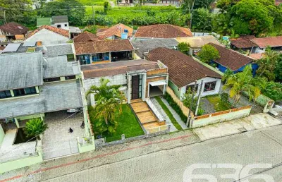 Casa com 4 quartos à venda na Rua Monsenhor Gercino, 124, João Costa, Joinville