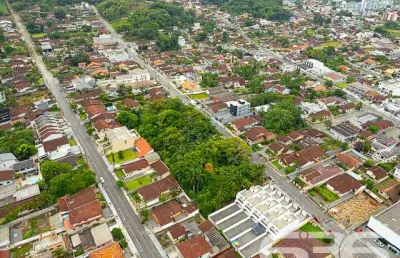 Terreno à venda na Rua Tenente Antônio João, 345, Bom Retiro, Joinville