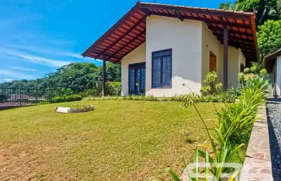 Casa com 3 quartos à venda na Rua Papa João XXIII, 328, Iririú, Joinville