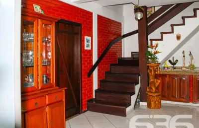 Chácara / sítio com 6 quartos à venda na Rua Minas Gerais, 575, Nova Brasília, Joinville