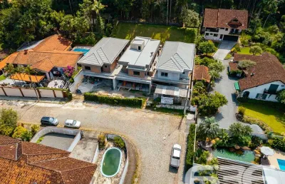 Casa com 4 quartos à venda na Rua Quinze de Novembro, 50, América, Joinville