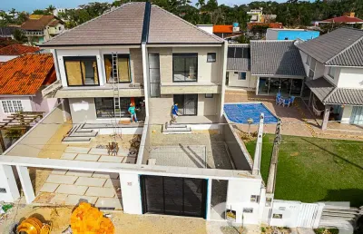 Casa com 3 quartos à venda na Rua Bruxelas, 265, Ubatuba, São Francisco do Sul