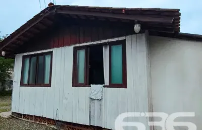 Casa com 3 quartos à venda na Rua Santa Catarina, 5093, Santa Catarina, Joinville
