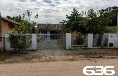 Casa com 3 quartos à venda na Amândio Cabral, 190, Centro, Balneário Barra do Sul