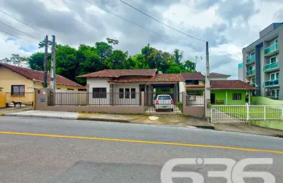 Casa com 3 quartos à venda na Rua Boehmerwald, 922, Boehmerwald, Joinville