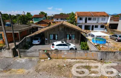 Casa com 2 quartos à venda na Rua Tuiuti, 632, Aventureiro, Joinville