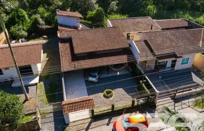 Casa com 3 quartos à venda na Rua Quinze de Novembro, 300, Vila Nova, Joinville