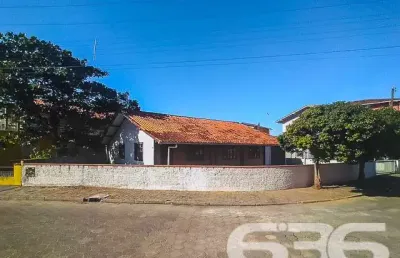 Casa com 4 quartos à venda na Amândio Cabral, 427, Centro, Balneário Barra do Sul