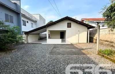 Casa com 3 quartos à venda na Rua Almirante Jaceguay, 153, Costa e Silva, Joinville