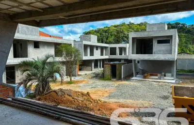 Casa em condomínio fechado com 3 quartos à venda na Rua Quinze de Novembro, Glória, Joinville