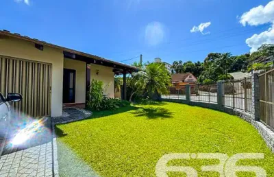 Casa com 4 quartos à venda na Rua Almirante Jaceguay, 77, Santo Antônio, Joinville