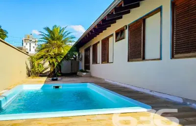 Casa com 4 quartos à venda na Rua Almirante Jaceguay, 77, Santo Antônio, Joinville
