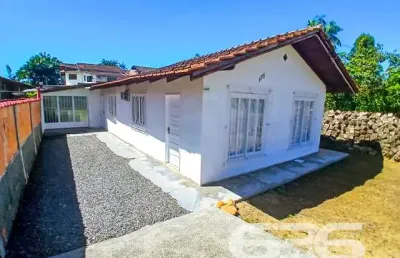 Casa com 2 quartos à venda na Rua Almirante Jaceguay, 175, Costa e Silva, Joinville