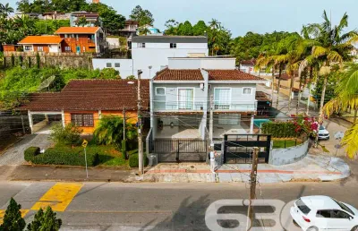 Casa com 3 quartos à venda na Rua Alexandre Schlemm, 225, Anita Garibaldi, Joinville
