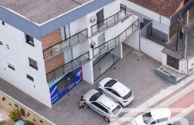 Casa comercial à venda na Albano Schimdt, 2271, Boa Vista, Joinville