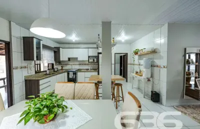 Casa com 3 quartos à venda na Rua dos Mecânicos, 543, Paranaguamirim, Joinville