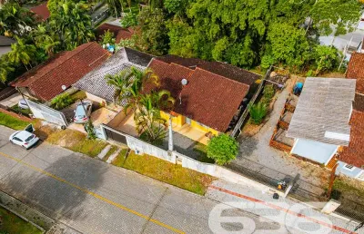 Casa com 5 quartos à venda na Rua Minas Gerais, 69, Nova Brasília, Joinville
