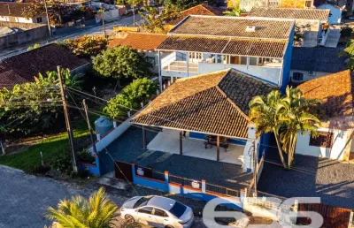 Casa com 8 quartos à venda na Rua Maracajá, 5, Ubatuba, São Francisco do Sul