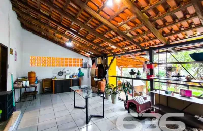 Casa com 4 quartos à venda na Valença, 419, Guanabara, Joinville