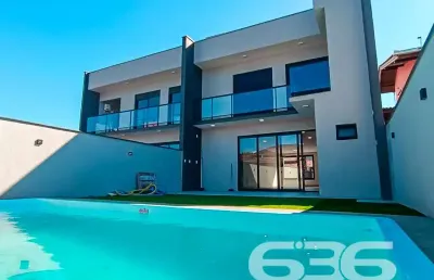 Casa com 3 quartos à venda na Rua Quinze de Novembro, 389, Glória, Joinville