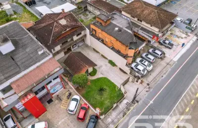 Casa com 8 quartos à venda na Rua Papa João XXIII, 192, Iririú, Joinville