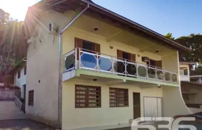 Casa com 5 quartos à venda na Rua Alexandre Schlemm, 361, Anita Garibaldi, Joinville