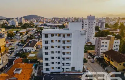 Apartamento com 3 quartos à venda na Pastor Guilherme Raú, 96, Saguaçu, Joinville