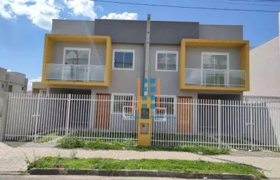 Sobrado com três quartos frente pra rua no votória régoa -  cic