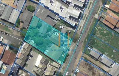 Terreno 24/40 com 2 testadas, zona de interesse social