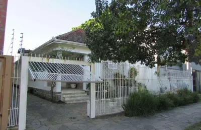 Casa com 3 quartos à venda na Rua Gonçalves Dias, Menino Deus, Porto Alegre
