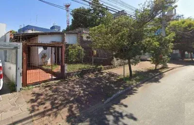 Casa com 2 quartos à venda na Avenida Grécia, Passo da Areia, Porto Alegre