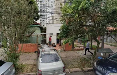 Terreno à venda na Travessa Serafim Terra, Jardim Botânico, Porto Alegre