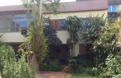 Casa com 3 quartos à venda na Rua Damasco, Azenha, Porto Alegre