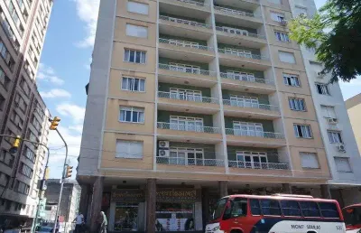 Apartamento com 3 quartos à venda na Avenida Independência, Independência, Porto Alegre