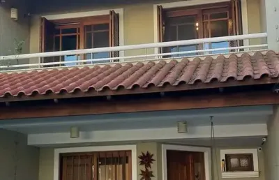 Casa com 3 quartos à venda na Rua dos Guaranis, Espírito Santo, Porto Alegre
