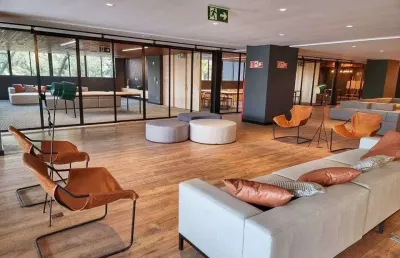 Apartamento com 2 quartos à venda na Avenida Independência, Independência, Porto Alegre