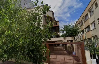 Casa com 3 quartos à venda na Rua Miguel Couto, Menino Deus, Porto Alegre