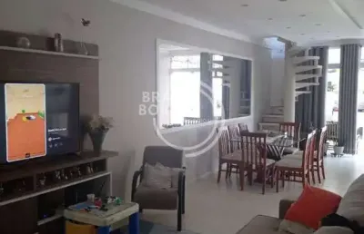 Sobrado no villa dos inglezes com 4 dormitórios e 1 suíte