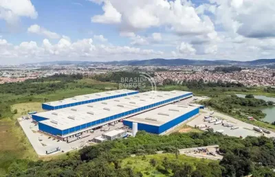 Galpão logístico crossdocking 17.036m² 32 docas guarulhos rodovia presidente dutra