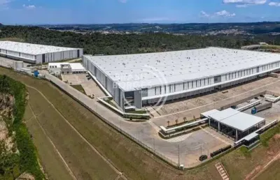 Galpão logístico 5.000m² com 9 docas em  cotia - sp