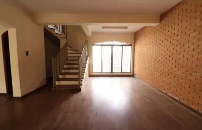 Casa comercial com 2 salas para alugar na Rua Ana de Melo, 71, Jardim Icatu, Votorantim