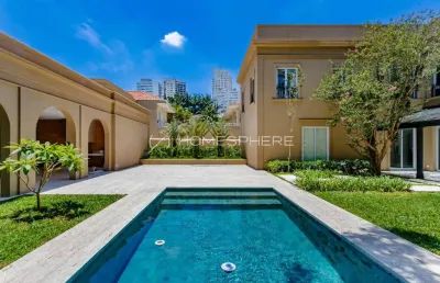 Casa à venda em jardim américa, são paulo. venda casa na rua guadelupe, jardim américa, 5 quartos, sendo 5 suítes, 1125m², reformada, piscina, jardim, área gourmet, elevador e 12 vagas no subsolo