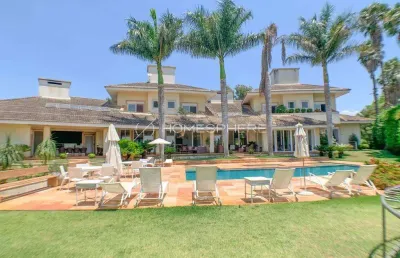 Condomínio quinta da baroneza casa à venda na quinta da baroneza, 10 quartos, sendo 10 suítes, 1100 m², piscina e 5 vagas. rodovia alkindar monteiro junqueira, bragança paulista/sp