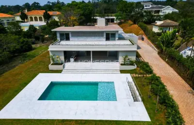 Casa de condomínio com 746 m², 6 quartos sendo 6 suítes à venda no bairro fazenda vila real de itu.