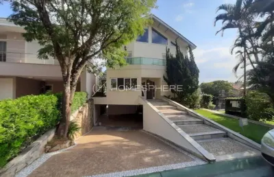 Casa de condomínio com 640 m², 4 suítes à venda pronta para  retrofit