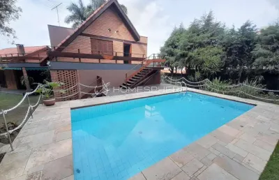 Casa de condomínio com 560 m², 4 quartos sendo 2 suítes em erreno de 1100 m² na morada das estrelas